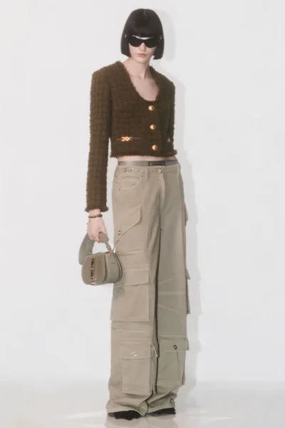 Look 18
